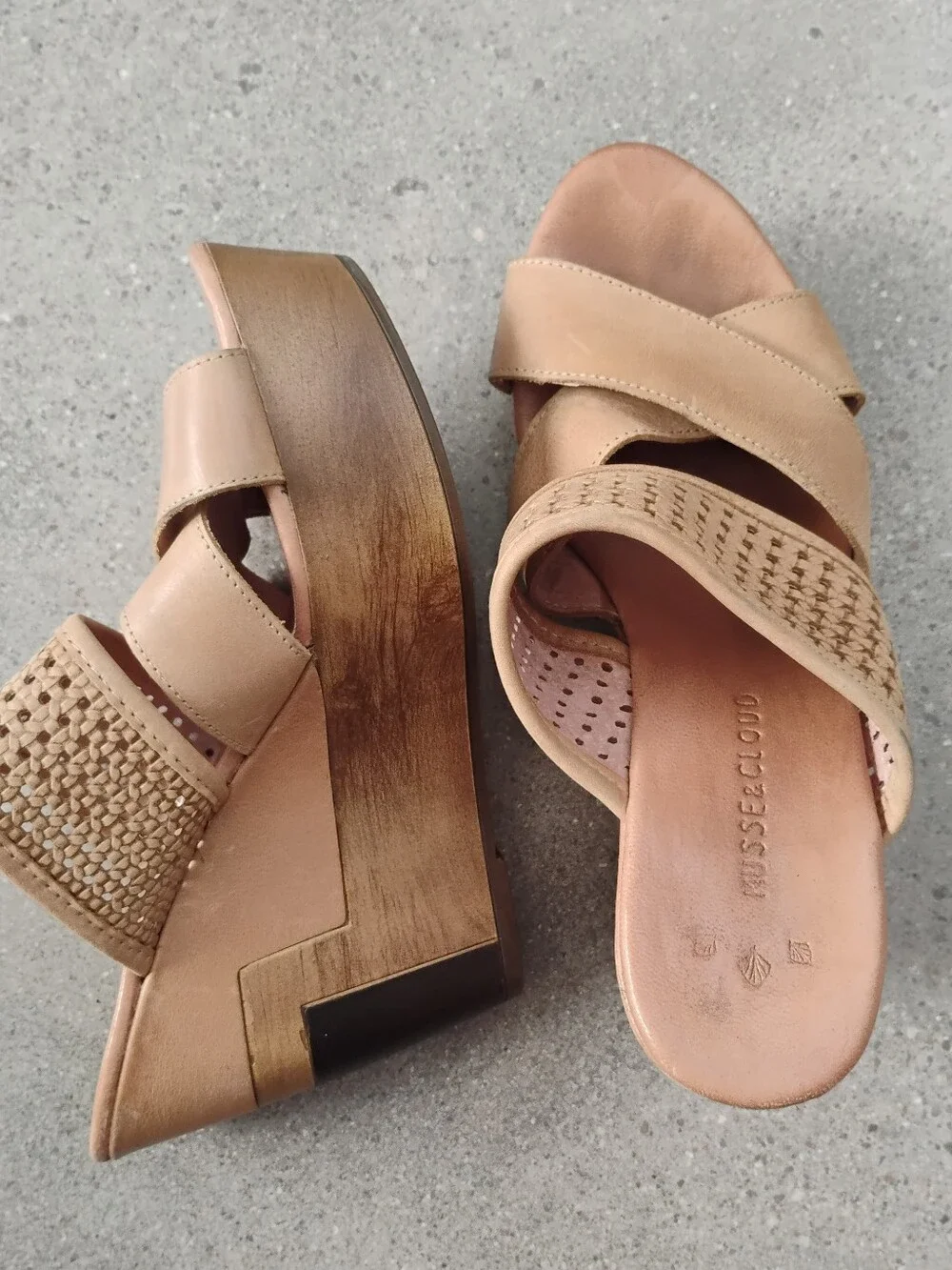 Musse & Cloud Woven Leather Crossover Wedge Sandals - Nude